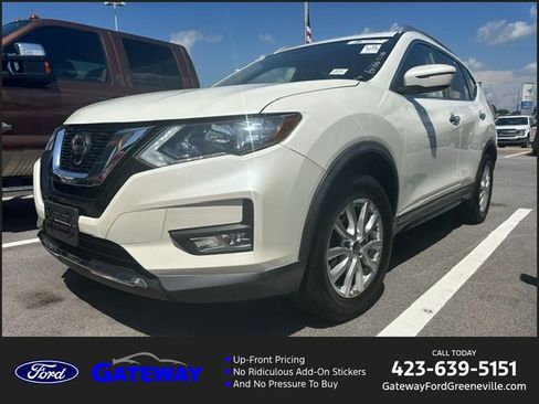 Used 2019 Nissan Rogue SV AWD/4WD image 1