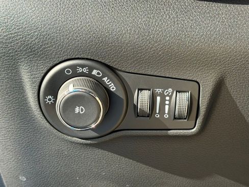 New 2026 Jeep Compass Limited w/ Sun, Sound & Navigation Group image 22