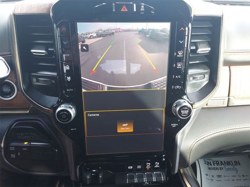 Used 2024 RAM 2500 Limited image 23