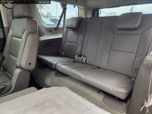 Used 2016 Chevrolet Suburban LTZ image 19
