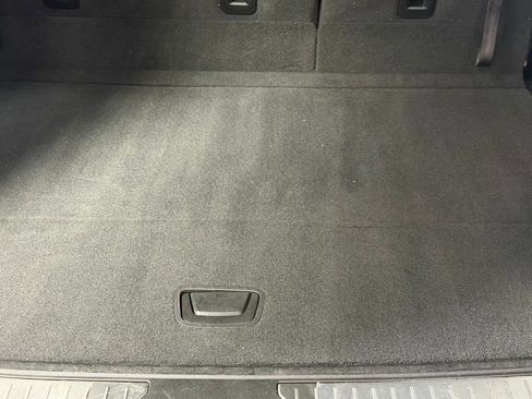 Used 2026 Chevrolet Suburban RST RWD image 30