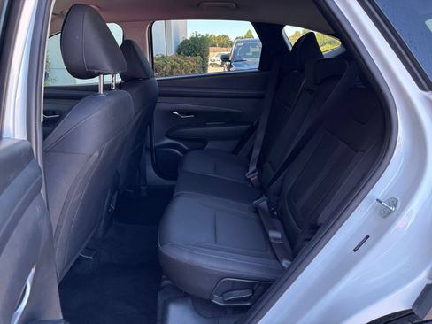 Used 2025 Hyundai Tucson SEL AWD/4WD image 27