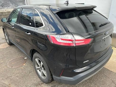 Used 2024 Ford Edge SEL w/ Convenience Package AWD/4WD image 4