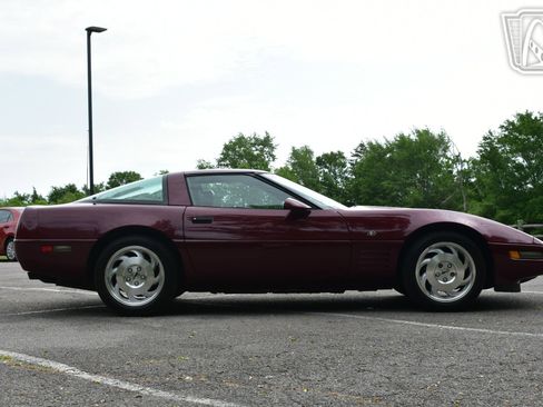 Used 1993 Chevrolet Corvette Coupe image 38