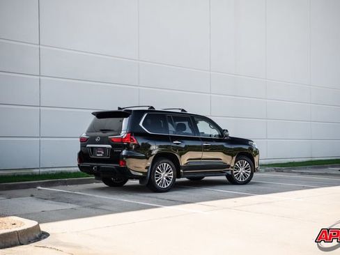 Used 2018 Lexus LX 570 4WD image 22