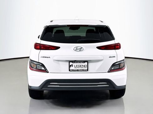 Used 2023 Hyundai Kona SE w/ Cargo Package image 7