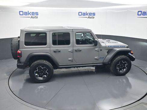 Used 2022 Jeep Wrangler Unlimited Rubicon 4xe w/ Cold Weather Group AWD/4WD image 53