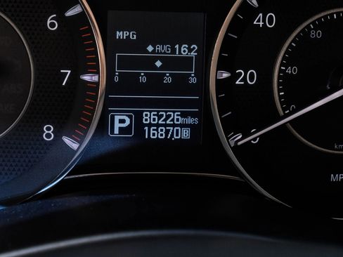 Used 2017 Nissan Armada Platinum w/ Captain Seat Package image 29