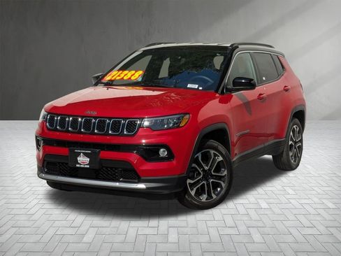 Used 2023 Jeep Compass Limited image 1