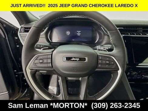 New 2025 Jeep Grand Cherokee Laredo X w/ Luxury Tech Group I image 11