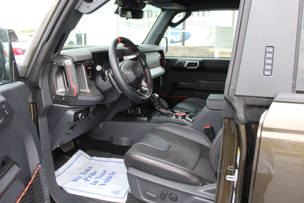 New 2026 Ford Bronco Raptor w/ Interior Carbon Fiber Pack AWD/4WD image 23