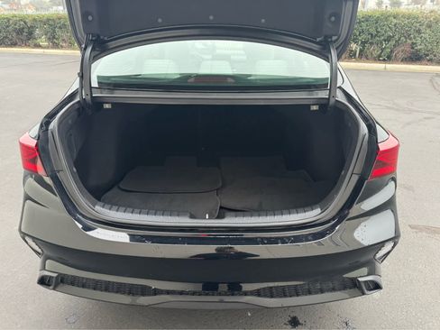 Used 2023 Kia Forte LXS image 5