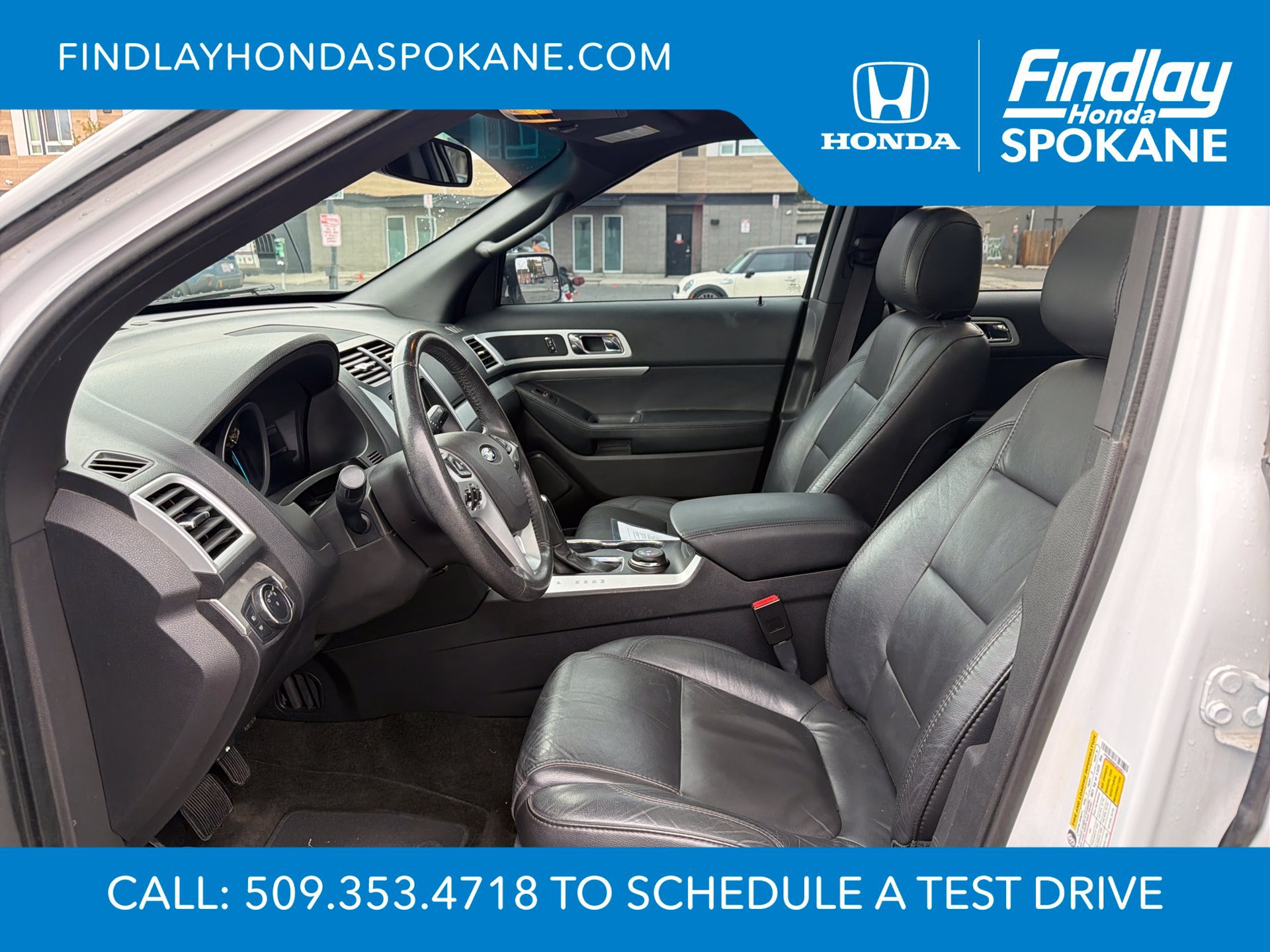 Used 2015 Ford Explorer XLT w/ Equipment Group 202B AWD/4WD image 14