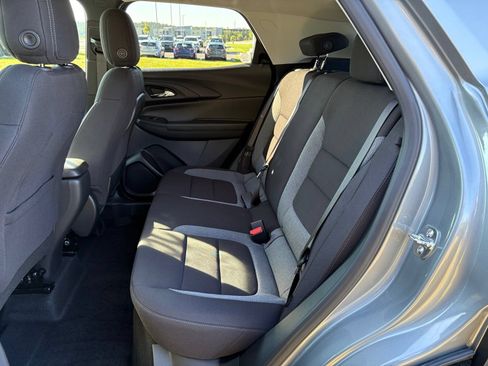 Used 2026 Chevrolet TrailBlazer LT FWD image 32