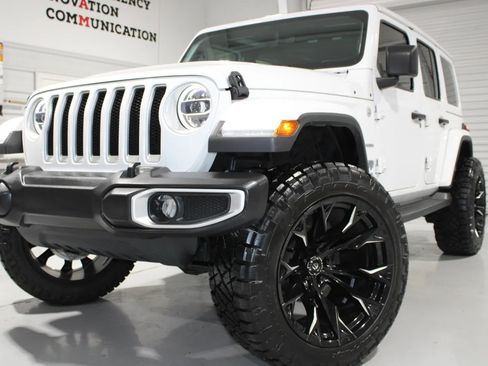 Used 2021 Jeep Wrangler Unlimited Sahara image 1