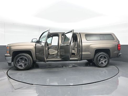 Used 2014 Chevrolet Silverado 1500 LT w/ LT Convenience Package image 40