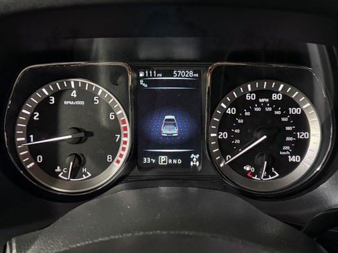 Used 2018 Nissan Titan PRO-4X w/ Pro-4x Convenience Package image 28