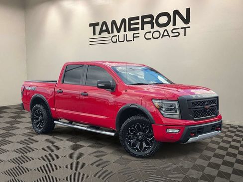 Used 2021 Nissan Titan PRO-4X w/ Pro-4x Convenience Package AWD/4WD image 1