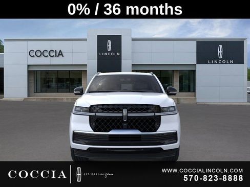 New 2025 Lincoln Navigator Reserve w/ Jet Appearance Package AWD/4WD image 6