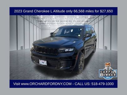Used 2023 Jeep Grand Cherokee L Laredo