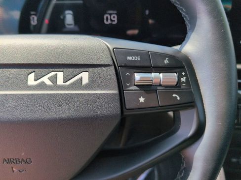 Used 2026 Kia Sportage LX FWD image 19