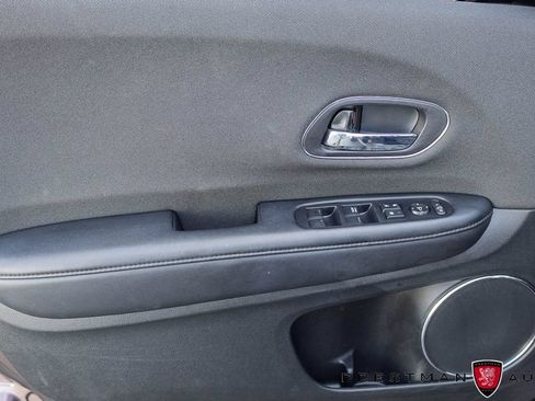 Used 2019 Honda HR-V EX image 22