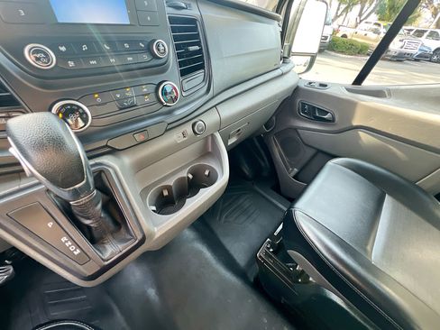 Used 2020 Ford Transit 250 Medium Roof w/ Load Area Protection Package image 25