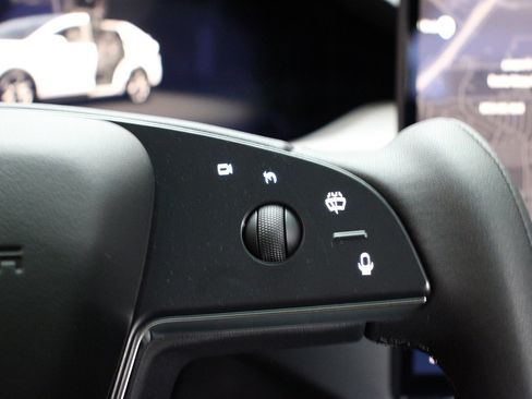 Used 2023 Tesla Model X image 48