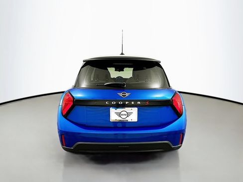 Certified 2025 MINI Cooper S FWD image 6