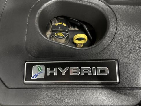 Used 2020 Ford Fusion Titanium image 33