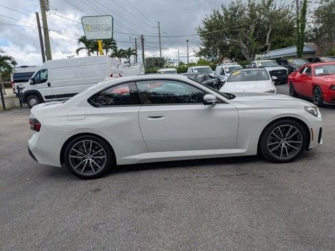 Used 2024 BMW 230i Coupe w/ Convenience Package image 8