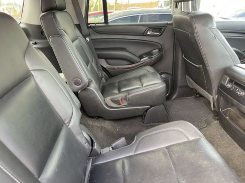 Used 2018 Chevrolet Tahoe LT w/ Luxury Package AWD/4WD image 8