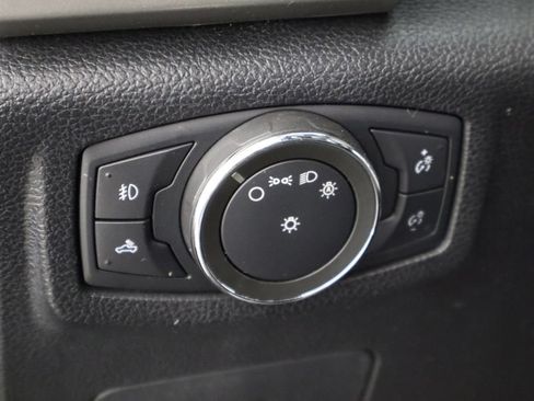 Used 2016 Ford F150 Lariat AWD/4WD image 24