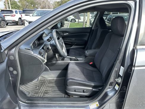Used 2012 Honda Accord LX image 2