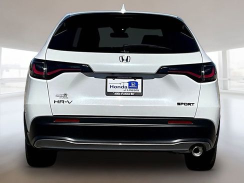 New 2026 Honda HR-V Sport image 4