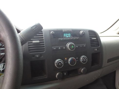 Used 2013 Chevrolet Silverado 1500 W/T image 7