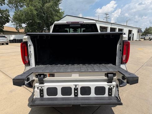 Used 2021 GMC Sierra 1500 SLT w/ SLT Premium Plus Package AWD/4WD image 35