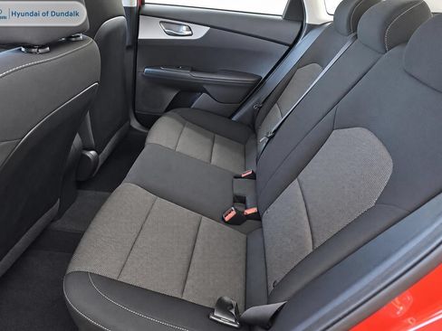 Used 2022 Kia Forte LXS FWD image 9