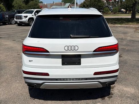 Used 2025 Audi Q7 3.0T Premium Plus AWD/4WD image 8