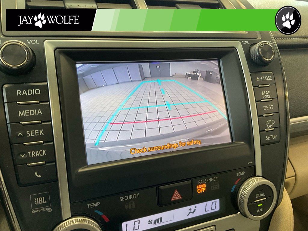 Used 2013 Toyota Camry XLE w/ Leather Pkg FWD image 16