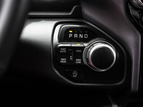 Used 2023 RAM 1500 Big Horn AWD/4WD image 36