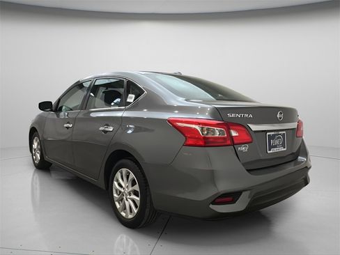 Used 2018 Nissan Sentra SV image 6