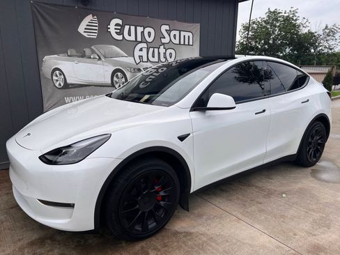 Used 2023 Tesla Model Y Long Range AWD/4WD image 25
