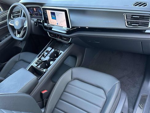 New 2026 Volkswagen Atlas Cross Sport SEL R-Line AWD/4WD image 12