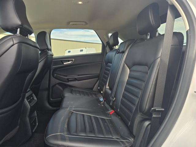 Used 2024 Ford Edge SEL AWD/4WD image 13
