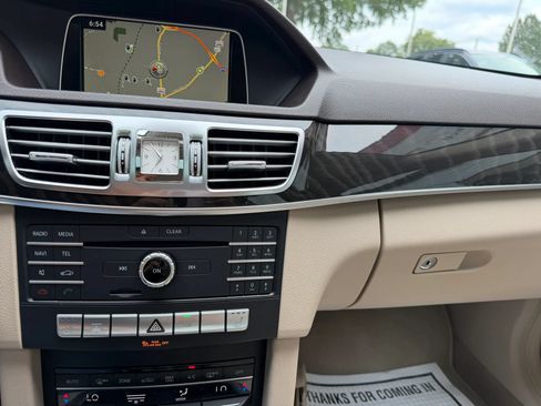 Used 2016 Mercedes-Benz E 350 4MATIC Sedan w/ Parking Assist Package image 28