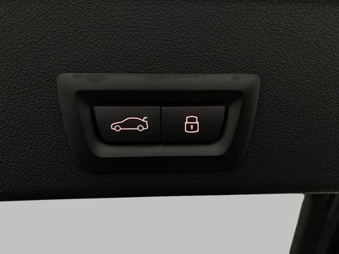 New 2026 BMW X6 M60i image 7