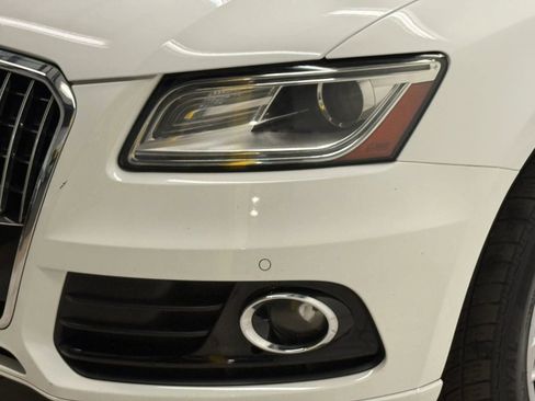 Used 2017 Audi Q5 2.0T Premium Plus w/ Technology Package AWD/4WD image 4