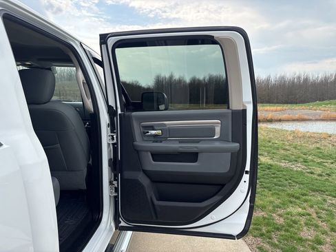 Used 2018 RAM 2500 Big Horn AWD/4WD image 37
