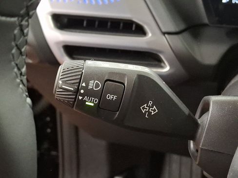 Used 2025 BMW 228i xDrive w/ Premium Package image 19